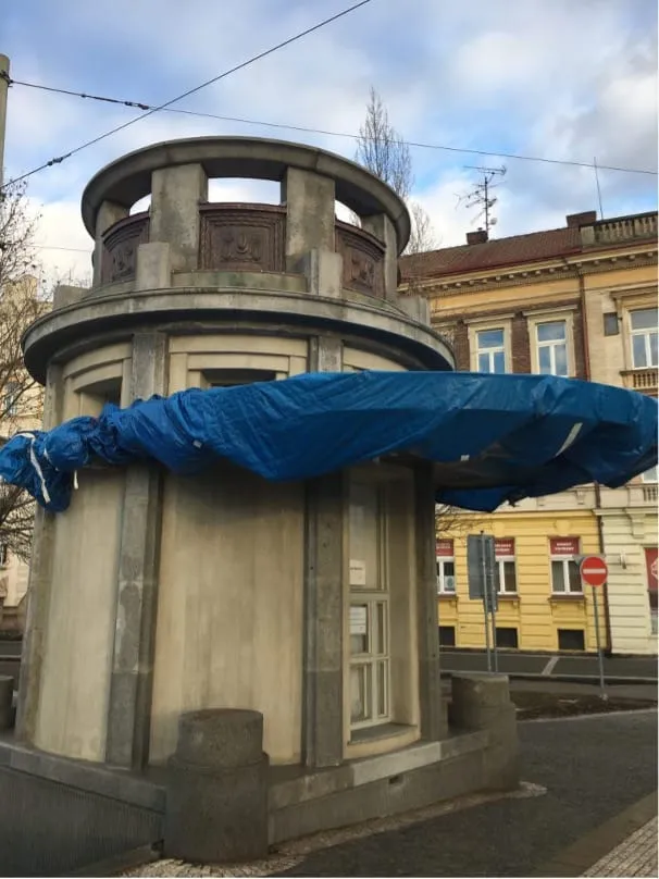 Stavba Jana Kotěry v Hradci Králové
